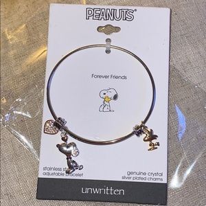 Girls peanuts bracelet